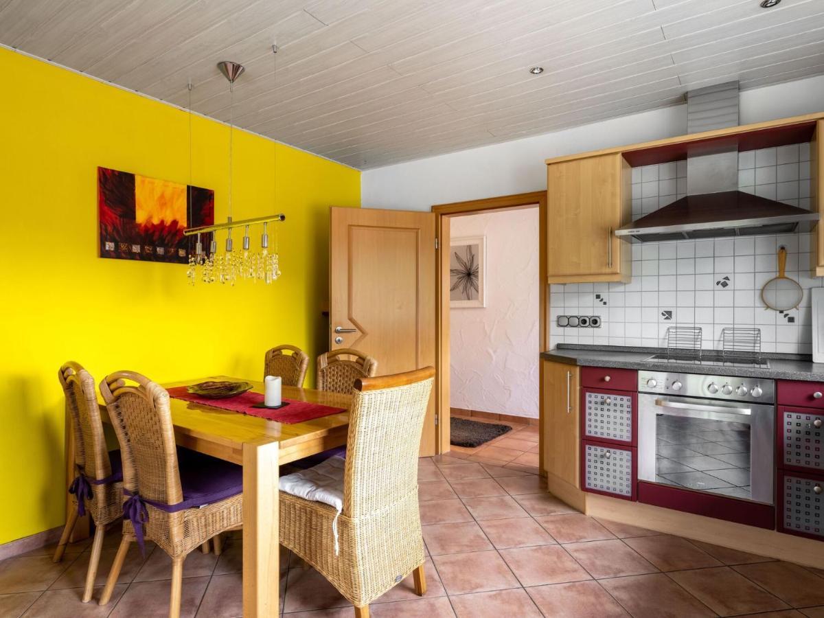 Restful Apartment In Neumagen Near River Moselle Esterno foto